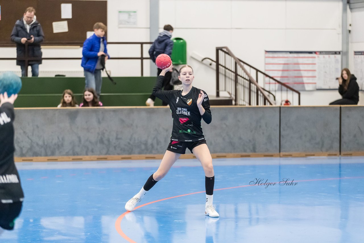 Bild 85 - wBJ TSV Ellerbek - TSV Uetersen : Ergebnis: 15:10